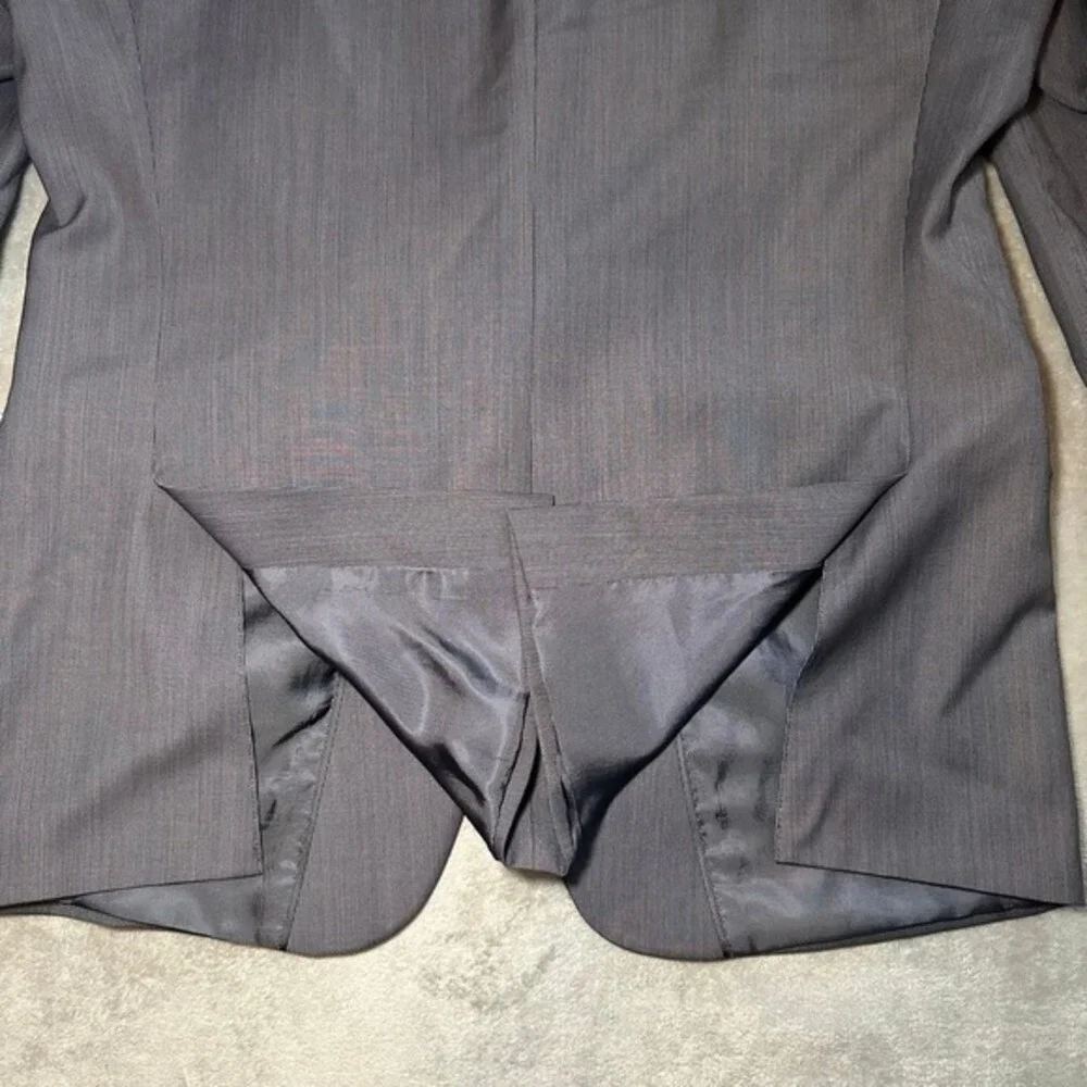 Calvin Klein 100% Wool Blazer Size 42R Gray Extreme Slim Fit 2 Button Sport Coat